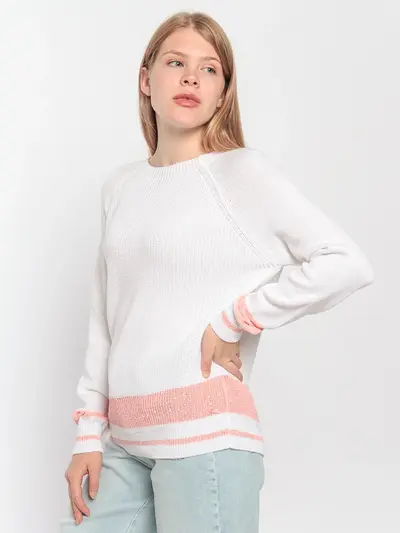 Джемпер с пайетками